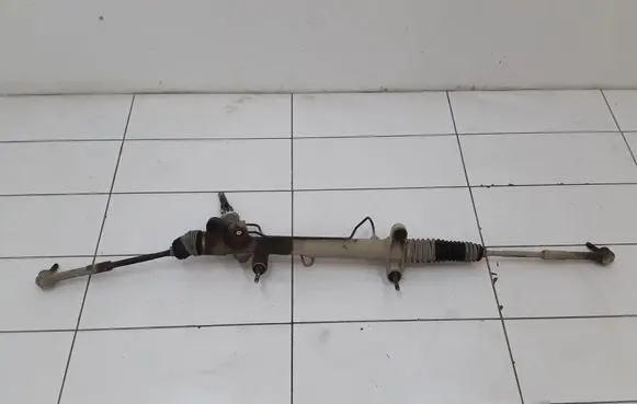 Toyota Avensis T250 Steering rack