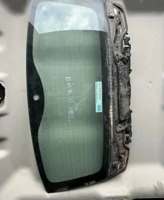 BMW 3 E90 E91 Opening tailgate glass 