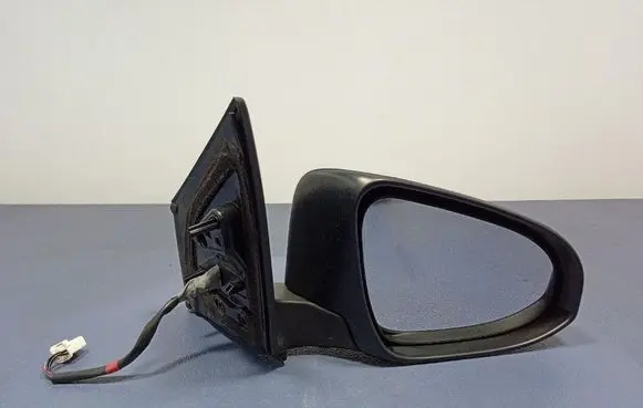 Toyota Auris E180 Front door electric wing mirror