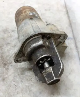 Nissan Sunny Starter motor 2330070Y10 M001T77281