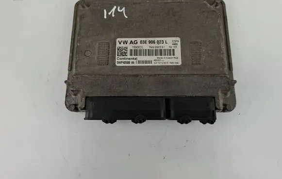 Volkswagen Polo V 6R Engine control unit/module 03E906023L 5WP4050605