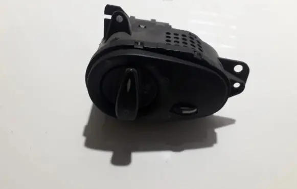 Ford Focus Light switch 98AB13A024JA 04052580