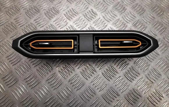 Dacia Sandero Dash center air vent grill 687607616R