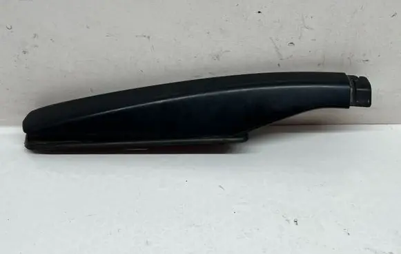 Mitsubishi Pajero Roof bar rail MR437684