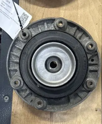 BMW 3 F30 F35 F31 Front upper strut mount 7870055