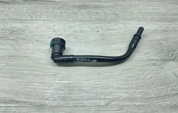 Land Rover Range Rover Sport L494 Intercooler pipe mounting bracket JPLA-8D278-AA LR100975