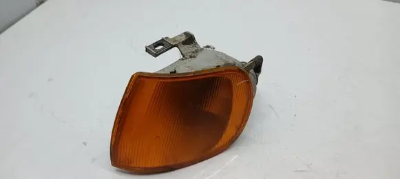 Volkswagen Polo III 6N 6N2 6NF Front indicator light 6N0953049B