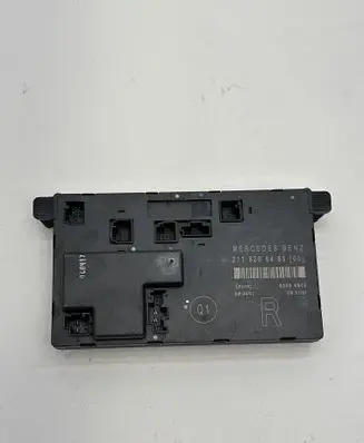 Mercedes-Benz E W211 Door control unit/module 2118208485