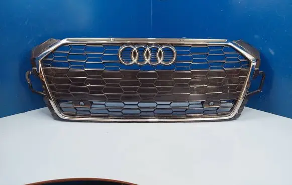 Audi A5 Front bumper upper radiator grill 8W6853651BE 8W6853651BG
