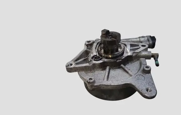 Hyundai Tucson LM Vacuum pump 288102F000