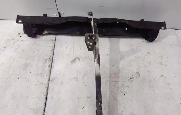 Toyota Corolla Verso AR10 Top upper radiator support slam panel