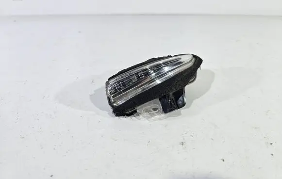 Lexus CT 200H Mirror indicator light A045053