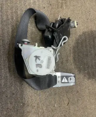 Ford S-MAX Third row seat belt 613B86C