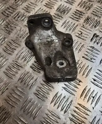 Volvo V70 Engine mounting bracket 86341232