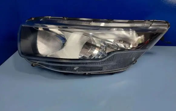 Iveco Daily 6th gen Headlight/headlamp 5801473750
