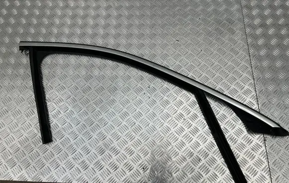 Mercedes-Benz E W213 Rubber seal front door (on door) A2137252800