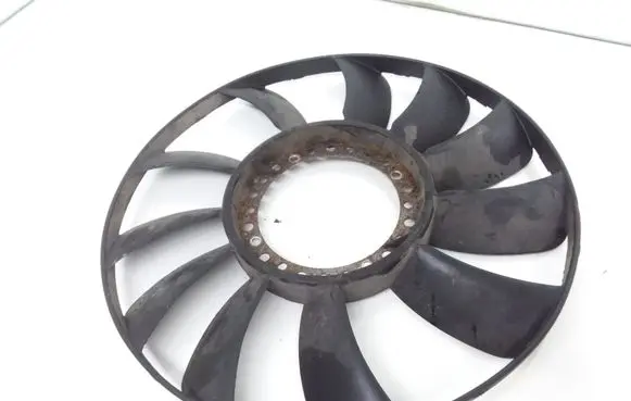 Audi A4 S4 B6 8E 8H Fan impeller 058121301B