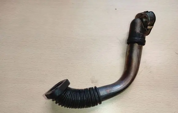 KIA Rio Coolant pipe/hose 