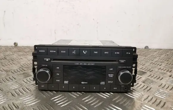 Dodge Journey Radio/CD/DVD/GPS head unit 05064924AG