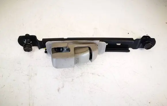 Nissan X-Trail T30 Seat belt adjustment rail 