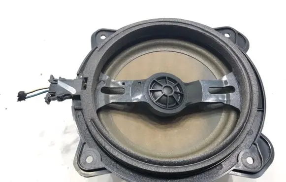 Audi A3 S3 8P Front door speaker 8H0035411