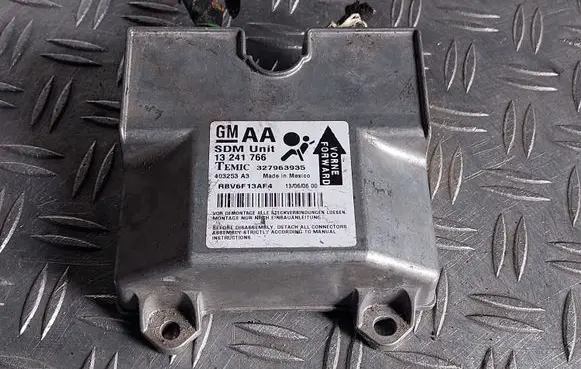 Opel Zafira B Airbag control unit/module 13241766 327963935