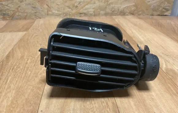 Mercedes-Benz A W168 Dashboard side air vent grill/cover trim 1688300254 6670403