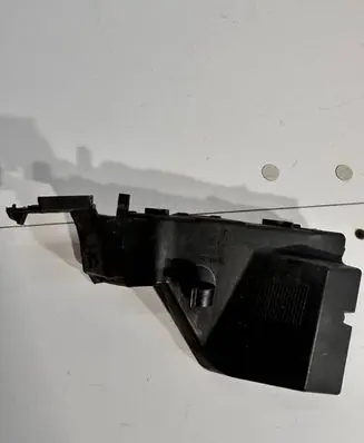 Audi Q5 SQ5 Front bumper mounting bracket 8R0807283C
