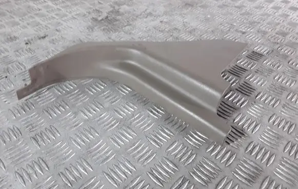 Foot area side trim