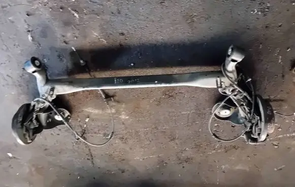 Hyundai i20 (PB PBT) Rear axle beam 