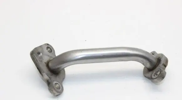 Toyota Prius+ (ZVW40) EGR valve line/pipe/hose