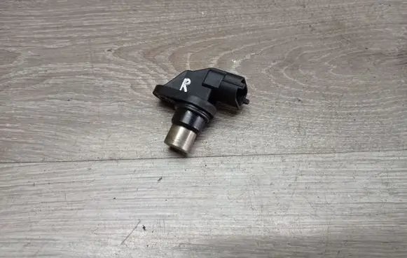 Camshaft position sensor