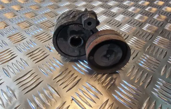 Audi A8 S8 D3 4E Generator/alternator belt tensioner 077903133F