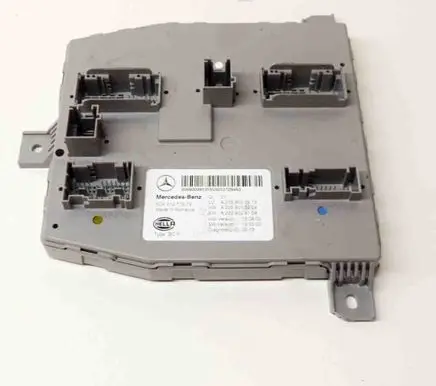 Mercedes-Benz C W205 Central body control module A2229024108 A2059003913