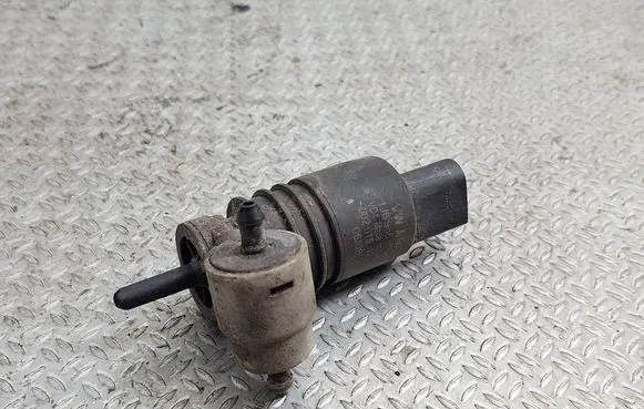 Volkswagen Golf V Windscreen/windshield washer pump 00201512V