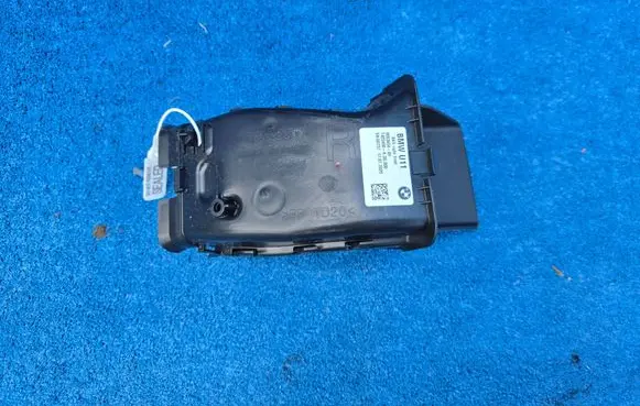 BMW X1 U11 Brake cooling air channel/duct 9883604