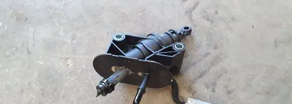 Ford B-MAX Clutch master cylinder CV217A542BA