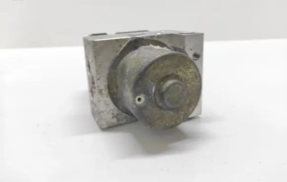 Nissan X-Trail T30 ABS Pump 2522E0251 47600AR005