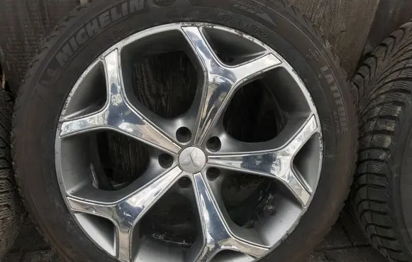 Mitsubishi Outlander R20 alloy rim 