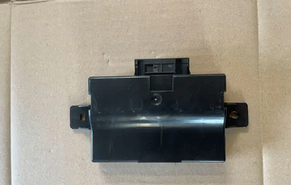 Audi A6 S6 C7 4G Gateway control module 4G8907468K