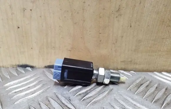 Clutch pedal sensor