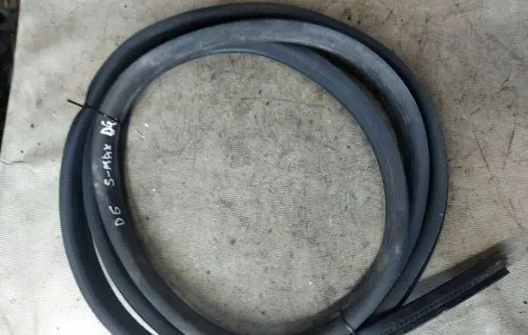 Ford S-MAX Rubber seal rear door 