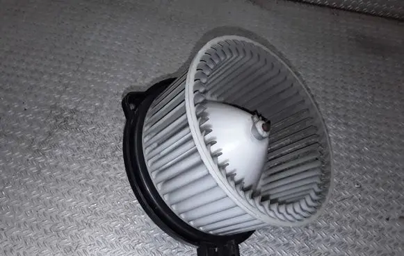 Mazda 2 Heater fan/blower GJ8AA025116