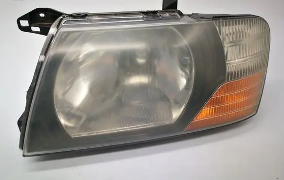 Mitsubishi Pajero Headlight/headlamp 10087507