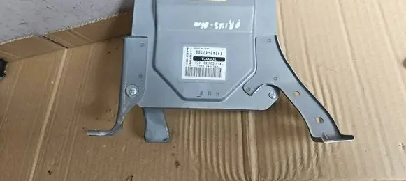Toyota Prius (XW20) ABS control unit/module 8954047100