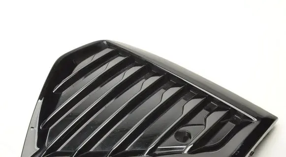 Volvo XC60 Front bumper lower grill 32234961