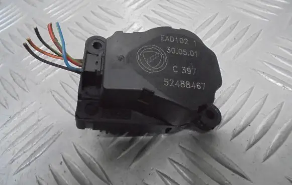 Alfa Romeo 147 Central body control module 52488467
