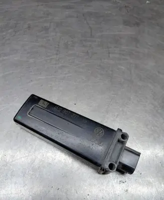 Audi A8 S8 D3 4E Tire pressure sensor 4E0907277