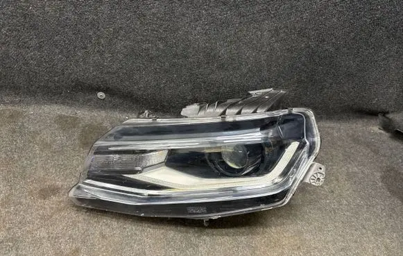 Chevrolet Camaro Headlight/headlamp 84364823 131620A F0G305314A