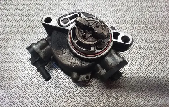 Vacuum pump